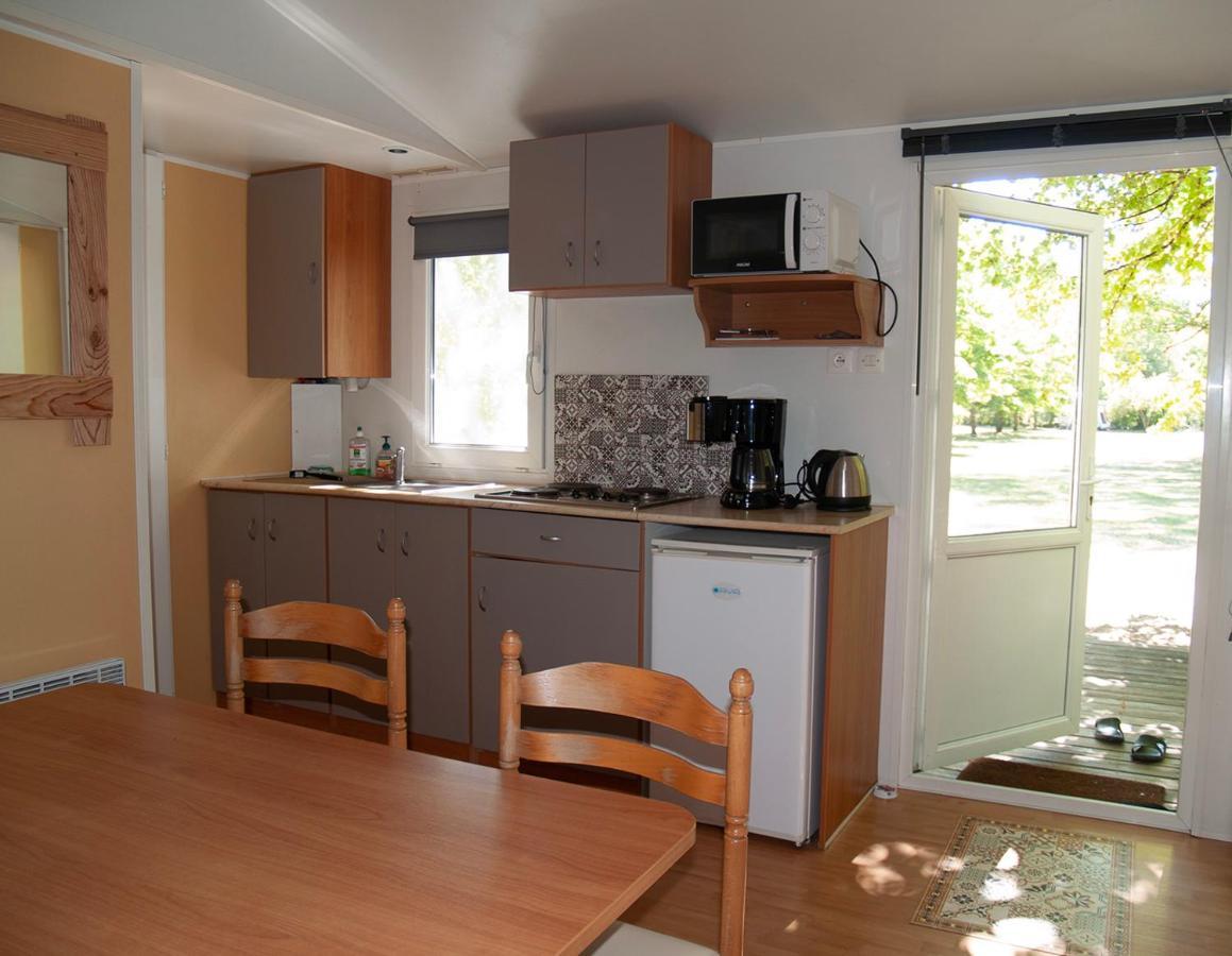 Camping L'ondine De Provence *