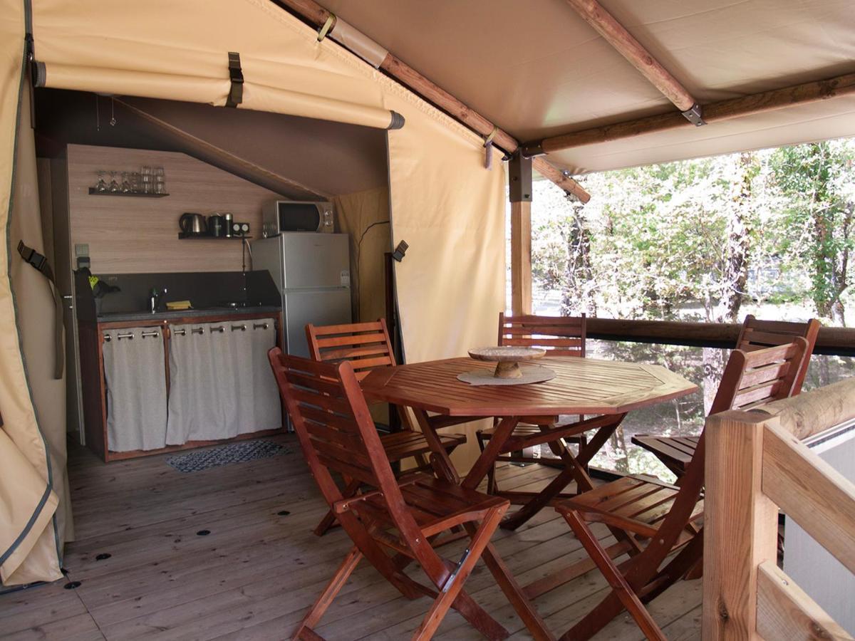 Camping L'ondine De Provence